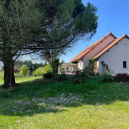Des Roux Et Des Pious Suite De 35 A 60 M2 Et 3 Chambres Pour Groupe De 2 A 6 Personnes Civray-de-Touraine Luaran gambar