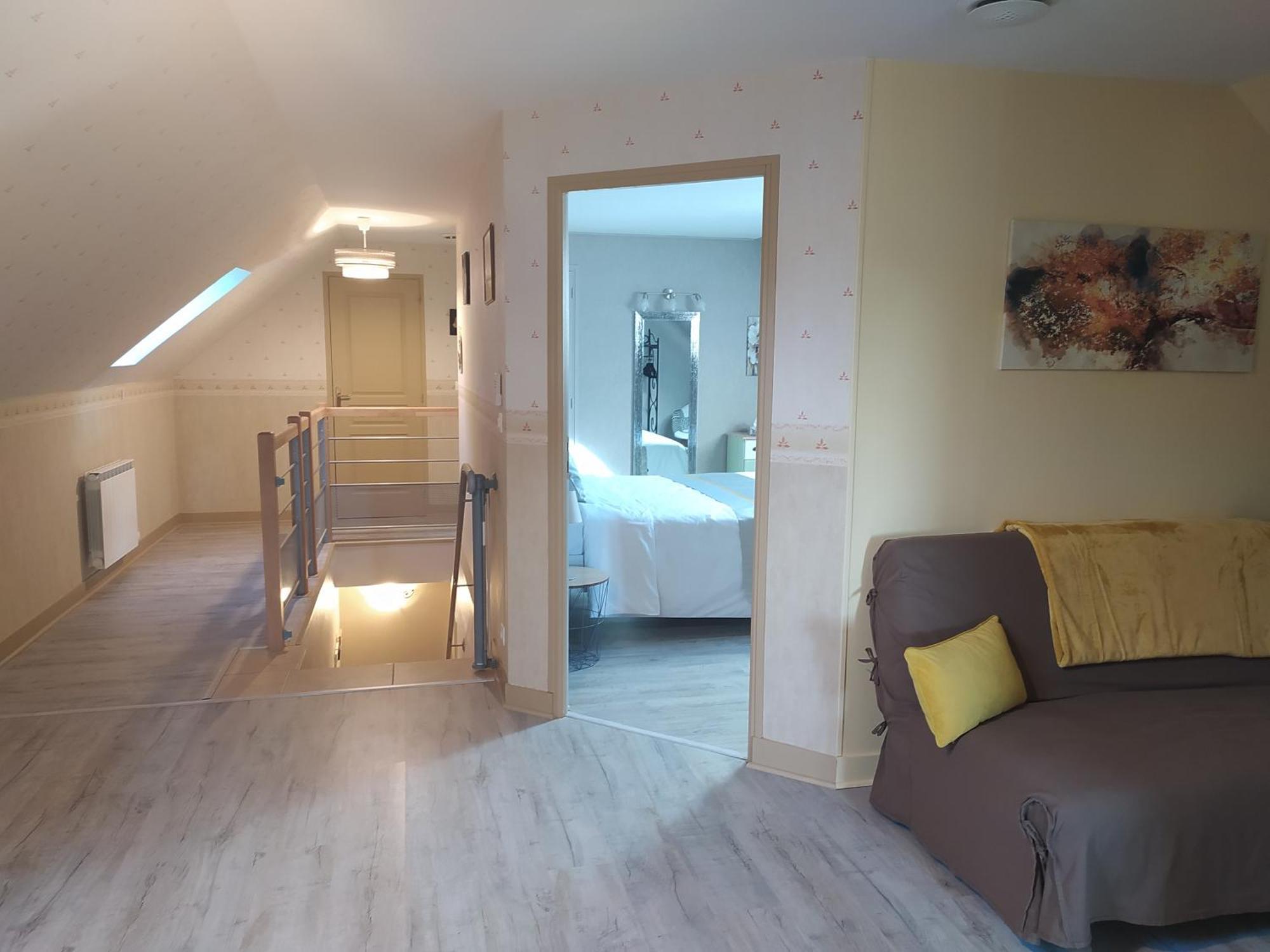 Des Roux Et Des Pious Suite De 35 A 60 M2 Et 3 Chambres Pour Groupe De 2 A 6 Personnes Civray-de-Touraine Luaran gambar