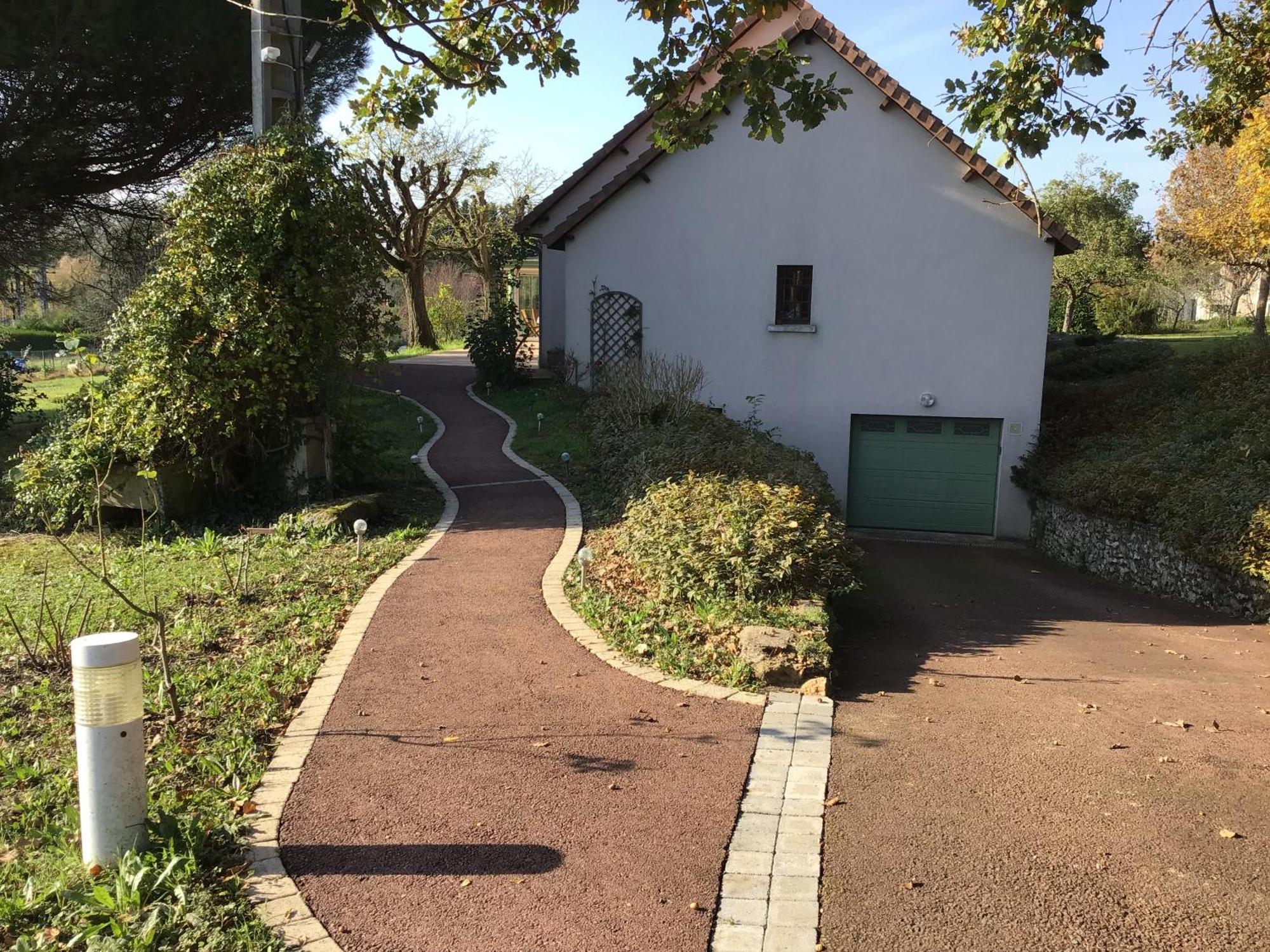 Des Roux Et Des Pious Suite De 35 A 60 M2 Et 3 Chambres Pour Groupe De 2 A 6 Personnes Civray-de-Touraine Luaran gambar